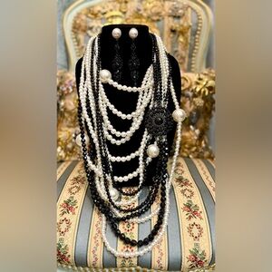 Sold on eBay-Elegant Black and White Pearl Necklace Set